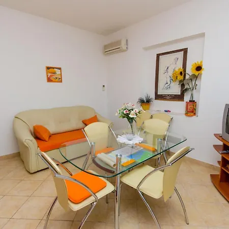 Ivana Tr - One Bedroom With Terrace A3 Traù