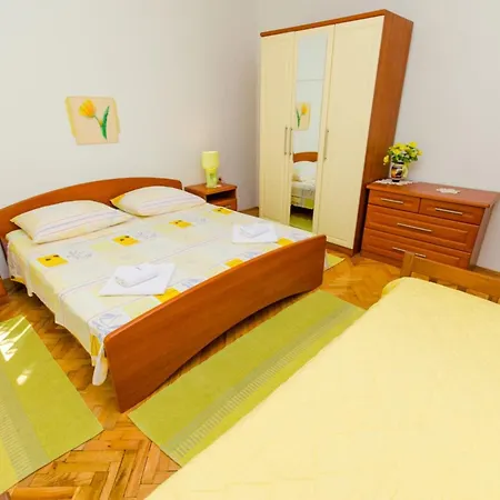 Daire Ivana Tr - One Bedroom With Terrace A3 Trogir